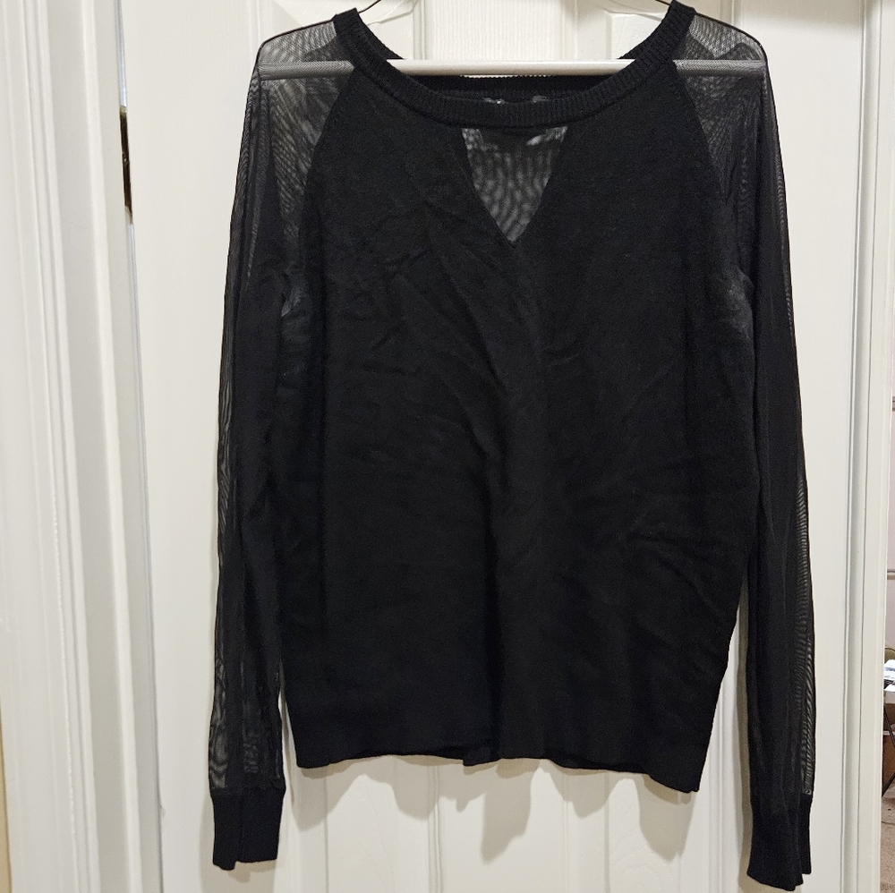 Black long-sleeved shirt